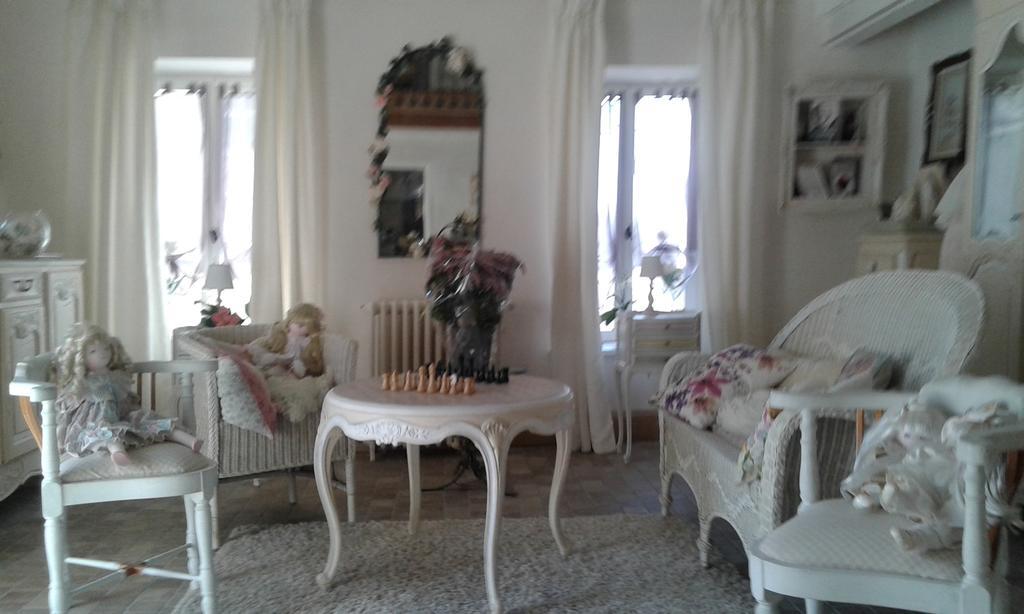 Ousson-sur-Loire La Chaumiere B&B 외부 사진