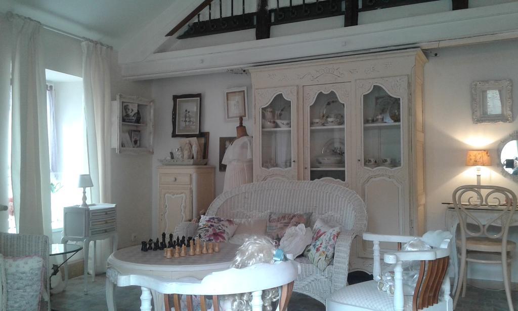 Ousson-sur-Loire La Chaumiere B&B 외부 사진